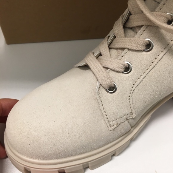 🥾Beautiful Steve Maddens Sand Combats🥾C - Picture 4 of 10